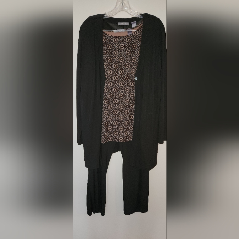 NWOT 3 PC Liz Claiborne (pants 2X, top/jacket 1X)
